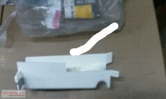 7700790924 RENAULT ARKA TAMPON BAĞLANTI AYAĞI SOL MANAGER R21 ORJİNAL