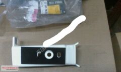 7700790924 RENAULT ARKA TAMPON BAĞLANTI AYAĞI SOL MANAGER R21 ORJİNAL