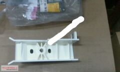 7700790924 RENAULT ARKA TAMPON BAĞLANTI AYAĞI SOL MANAGER R21 ORJİNAL